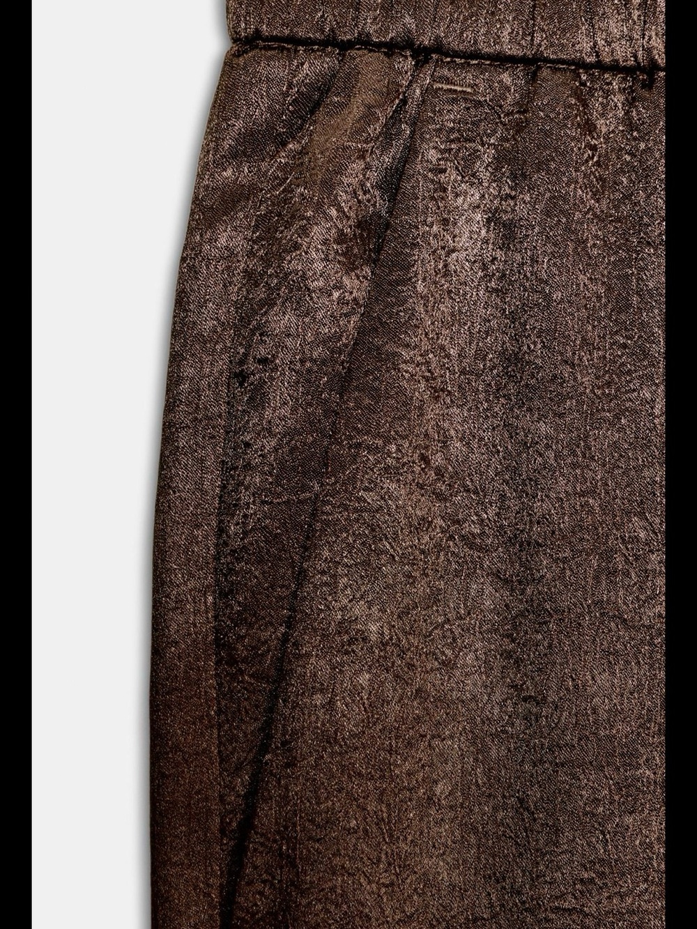 Zara NWT ❗️WRINKLE LOOK FLOWLY PANTS in Dark Brown VIRAL PANTS 🔥 - Picture 2 of 5